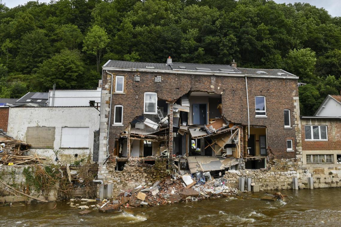 <p>Ein völlig zerstörtes Haus nach dem verheerenden Hochwasser von Mitte Juli in Pepinster. Das Krisenzentrum hatte für Verviers und Pepinster keinen Evakuierungsbedarf erkannt.</p>