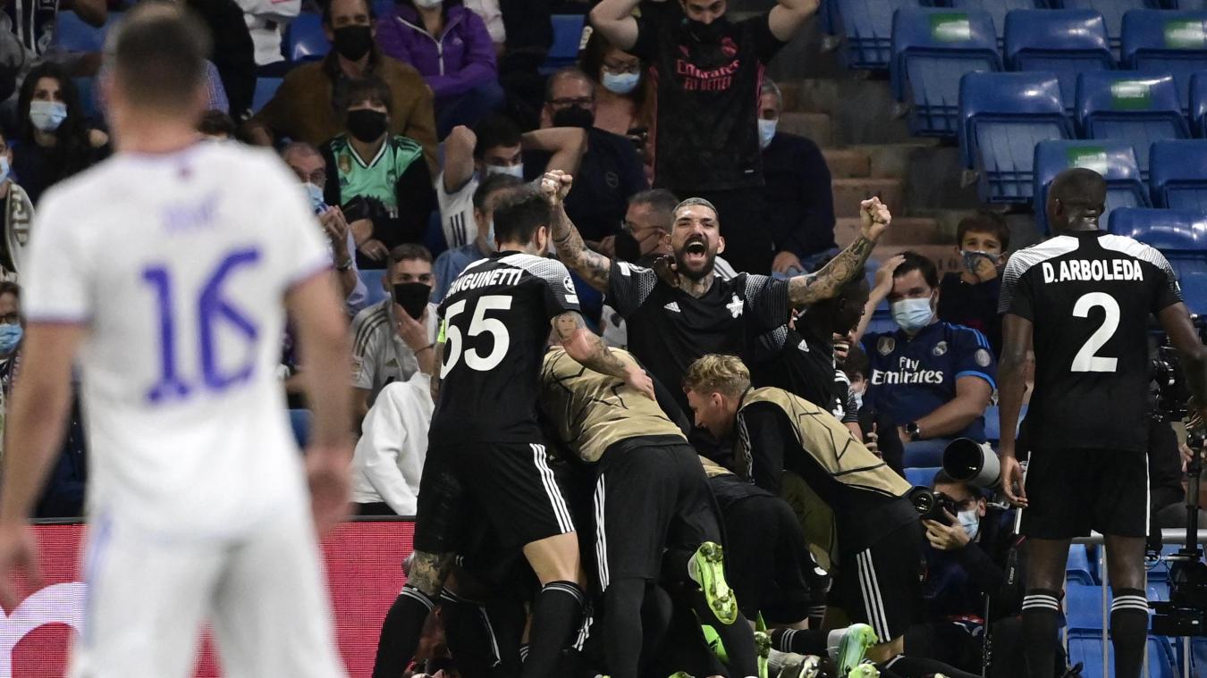 <p>Sheriff Tiraspol feiert seinen sensationellen Sieg über Real Madrid.</p>