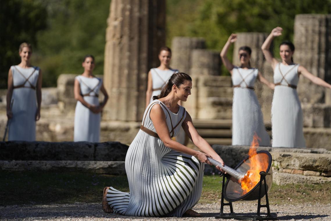 <p>Die Flamme wurde am Montag in der antiken Stätte von Olympia entfacht.</p>