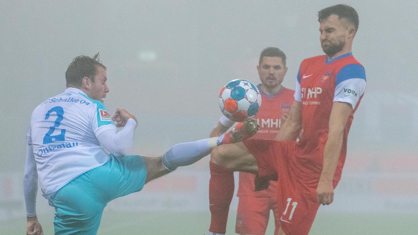 <p>Viel Nebel um nichts: Schalke verlor in Heidenheim.</p>