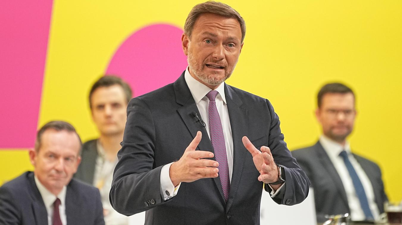 <p>Christian Lindner, Parteivorsitzender der FDP, spricht beim Parteitag der FDP.</p>