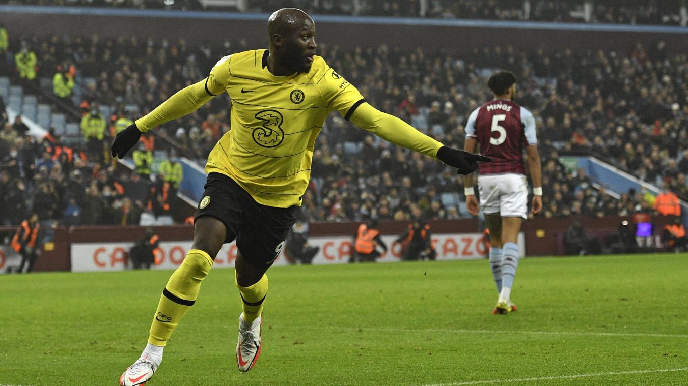 <p>Chelsea's Romelu Lukaku feiert sein Tor gegen Aston Villa.</p>