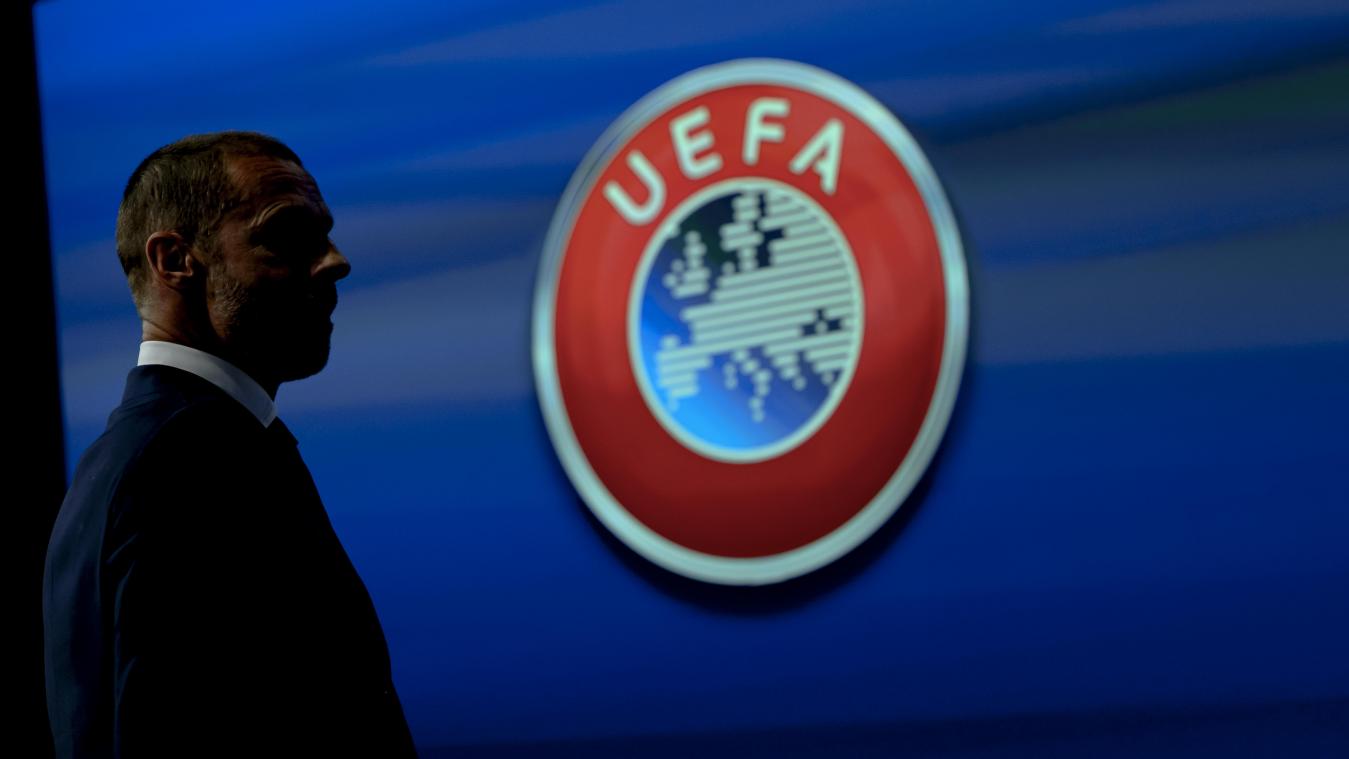 <p>UEFA weitet Sanktionen aus: Russlands EM-Bewerbung unzulässig</p>
