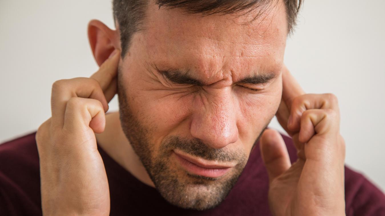 <p>Stress beeinflusst das Hören zum Schlechten: Man nimmt viel mehr störende Geräusche war, die eigentlich im Kopf herausgefiltert würden.</p>