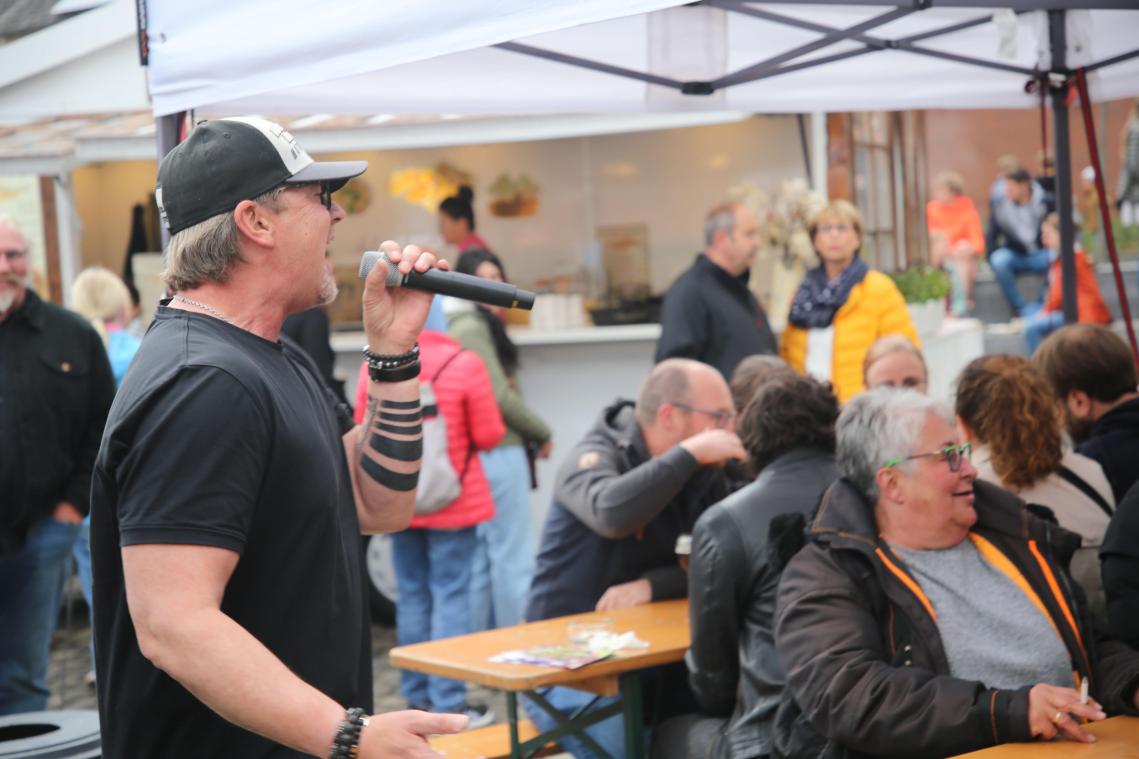 <p>Viel zu Essen bei bester Unterhaltung bot das dritte Street-Food-Event in Raeren.</p>
