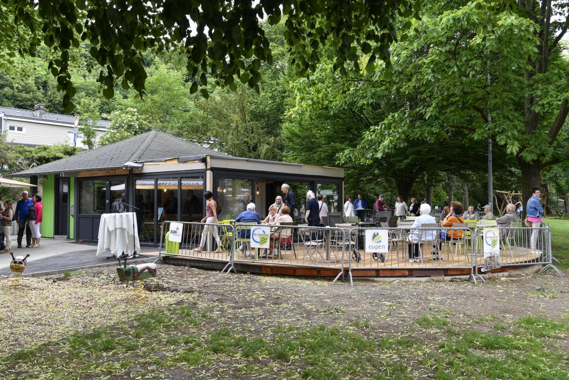 <p>Der Weser-Pavillon im Unterstädter Temsepark erhielt einen Anbau, damit der Kiosk nun ganzjährig bewirtschaftet werden kann.</p>