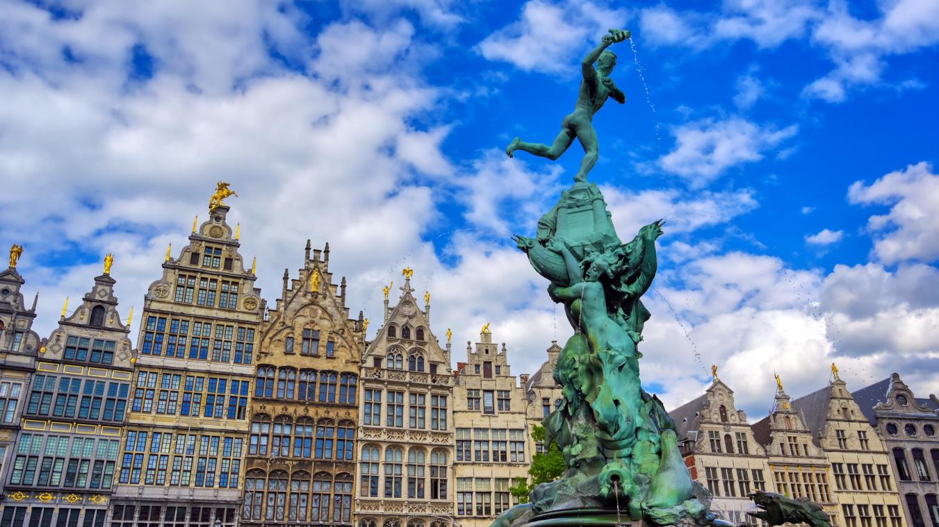 <p>Der Grote Markt von Antwerpen ist ein zentraler Platz in der historischen Altstadt von Antwerpen.</p>