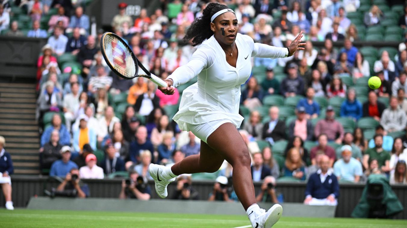 <p>Alle Motivation nutzt nichts: Serena Williams verabschiedet sich in Wimbledon bereits nach der ersten Runde.</p>