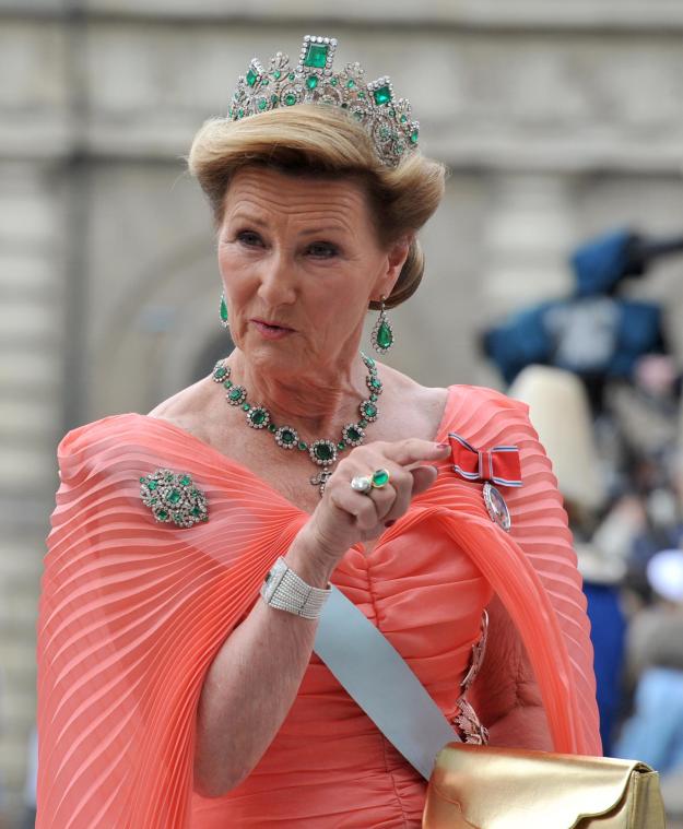 <p>Königin Sonja von Norwegen kommt zur kirchlichen Trauung der schwedischen Kronprinzessin im Juni 2010: Am Montag feiert sie ihren 85. Geburtstag.</p>