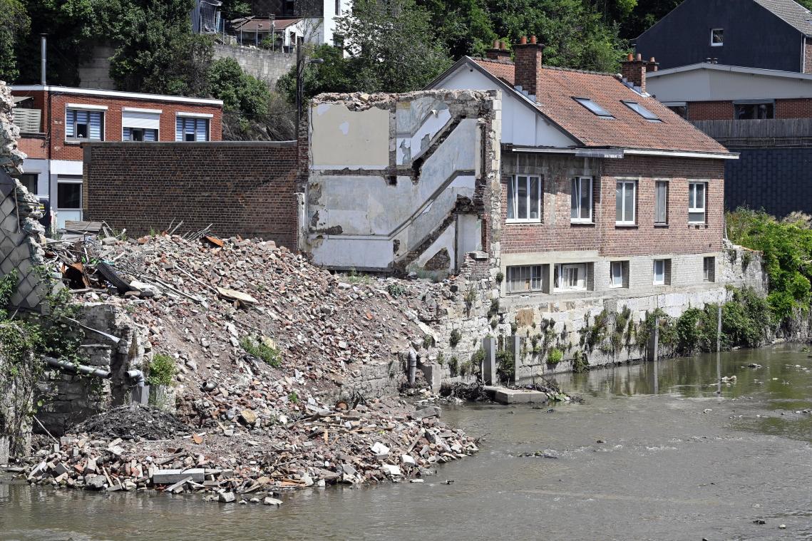 <p>Für eine nach dem Hochwasser von Juli 2021 von der Föderalregierung in Auftrag gegebenen Untersuchung liegen noch keine Ergebnisse vor.</p>