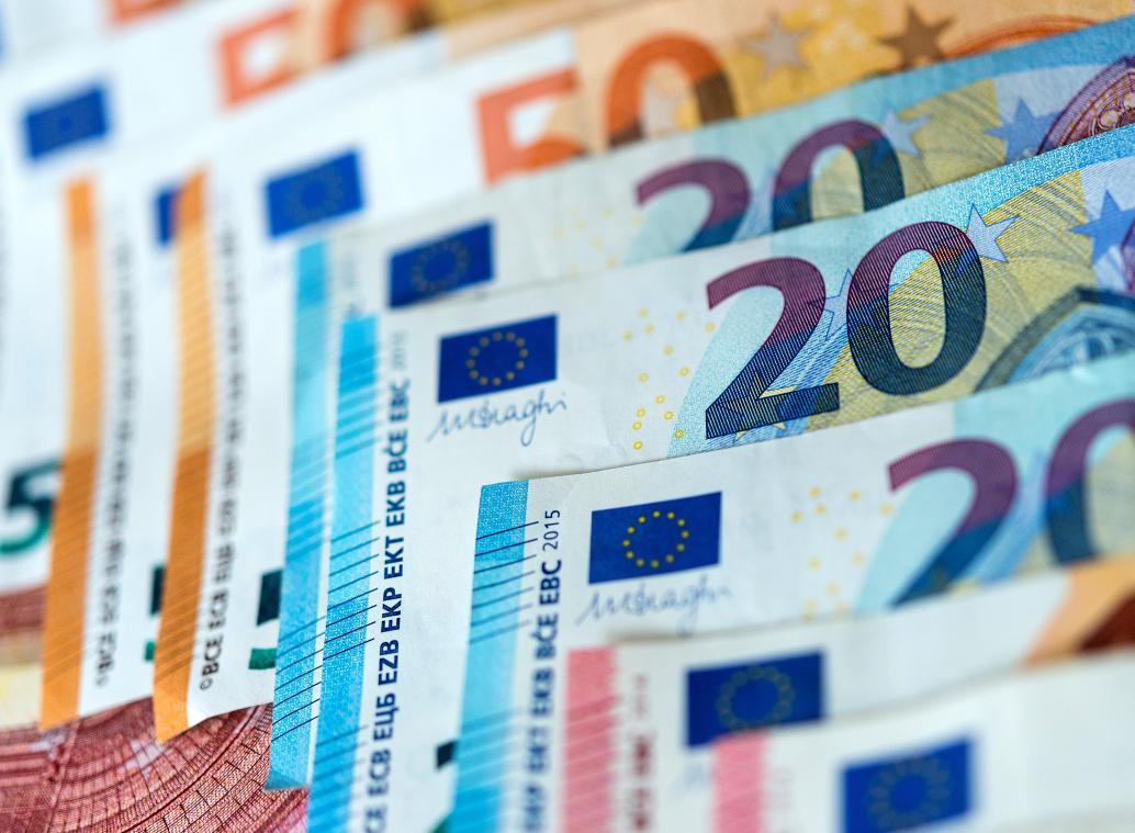 <p>Die auf föderaler Ebene getätigten Ausgaben müssen laut Expertenmeinung dringend grundlegend überdacht werden. Ansonsten drohe Belgien ein finanzielles Desaster.</p>