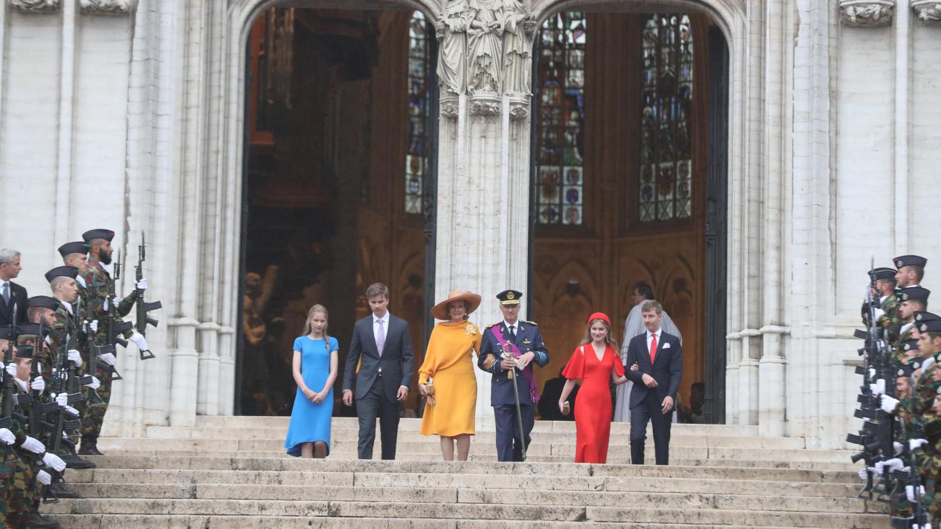 <p>Die königliche Familie beim Verlassen der Kathedrale.</p>