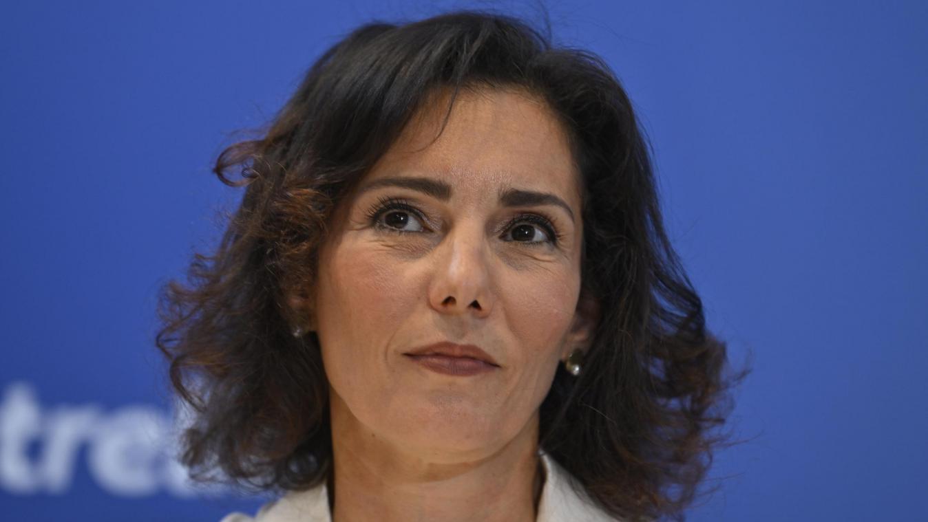 <p>Die ehemalige RTBF-Journalistin Hadja Lahbib wurde Mitte Juli für das prestigeträchtige Amt der Außenministerin nominiert und am gleichen Tag vereidigt.</p>