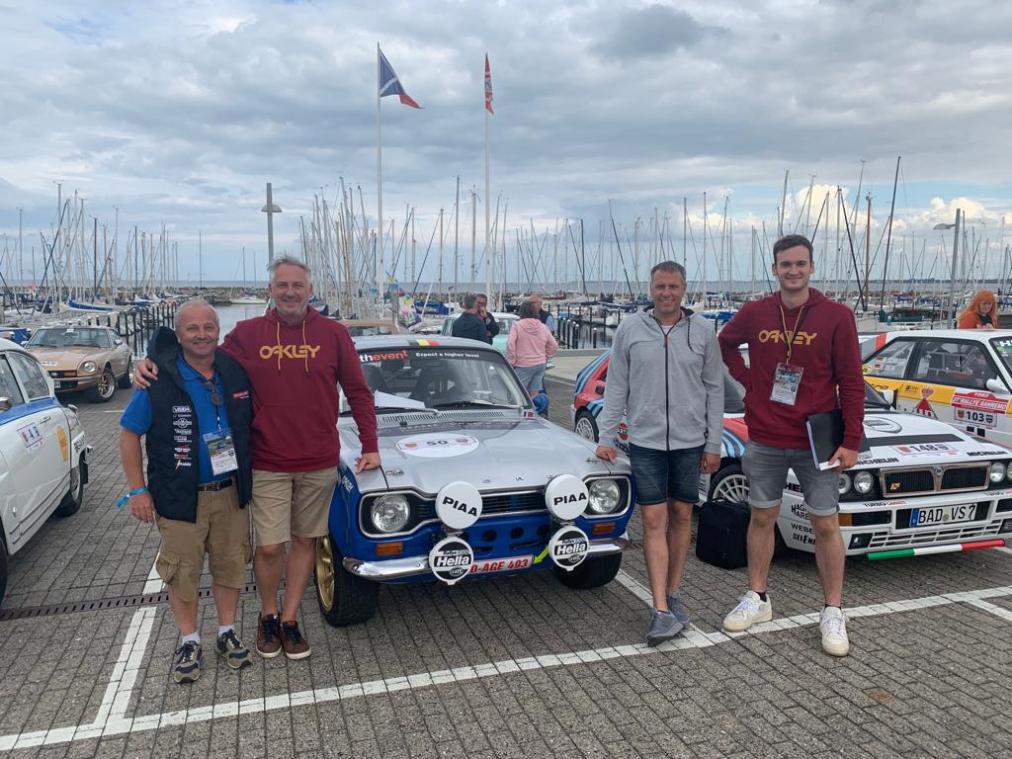 <p>Frank Frankenberg, Michael Bartholemy, Yves Chantraine und Noah Bartholemy (v. l.) am Sonntag in Kiel, wo heute die Rallye „50 Jahre danach“ starten wird.</p>