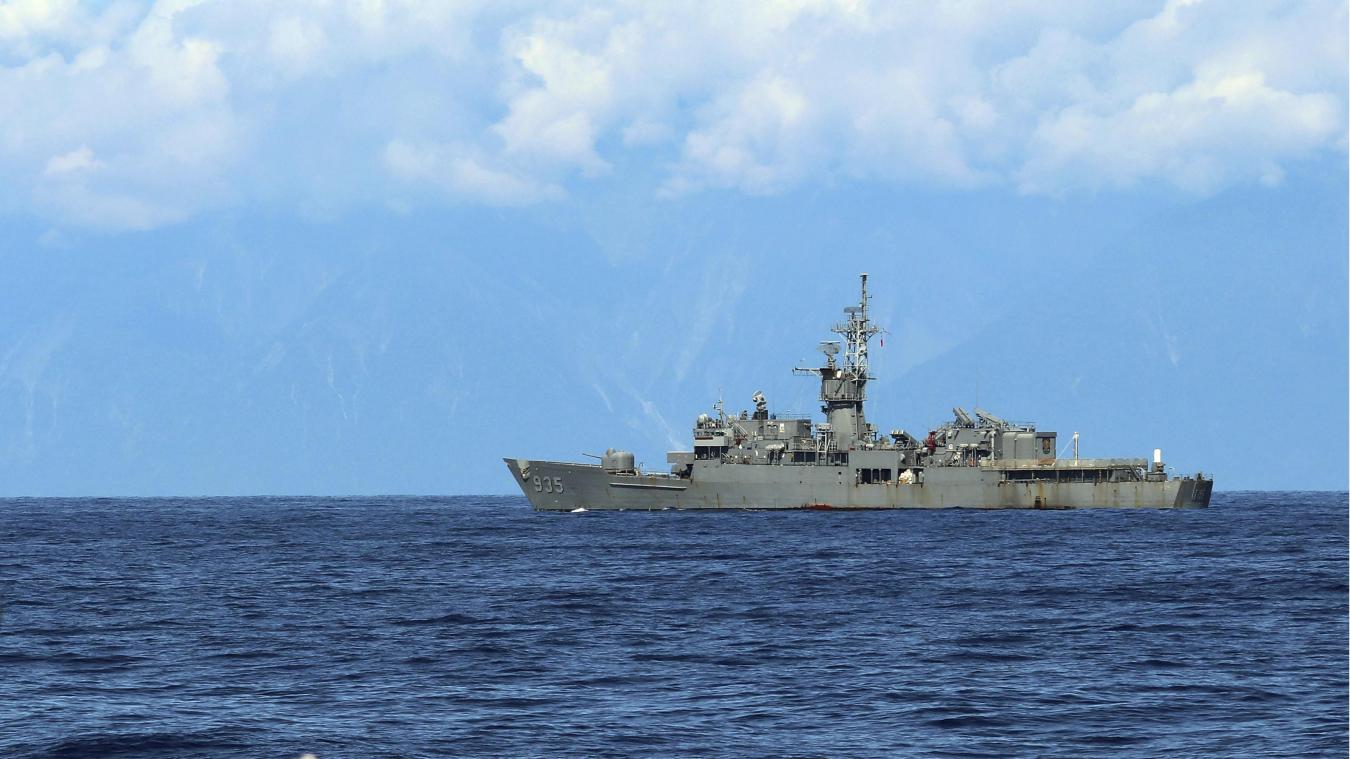 <p>Das von der chinesischen Nachrichtenagentur Xinhua veröffentlichte Foto zeigt die taiwanesische Fregatte Lan Yang auf See, die vom Deck eines chinesischen Militärschiffs aus während einer Militärübung zu sehen ist.</p>