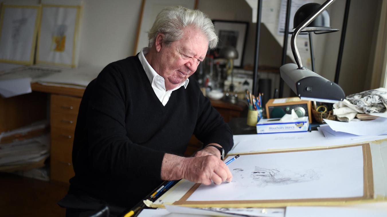 <p>Ein Bild aus dem Jahr 2015: Der französische Zeichner und Karikaturist Jean-Jacques Sempe sitzt in seinem Haus in Paris an einem Tisch und zeichnet.</p>