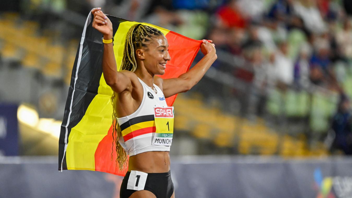 <p>Nafi Thiam hält die belgische Fahne erneut hoch: Zum zweiten Mal nach Berlin 2018 krönt sie sich zur Europameisterin.</p>