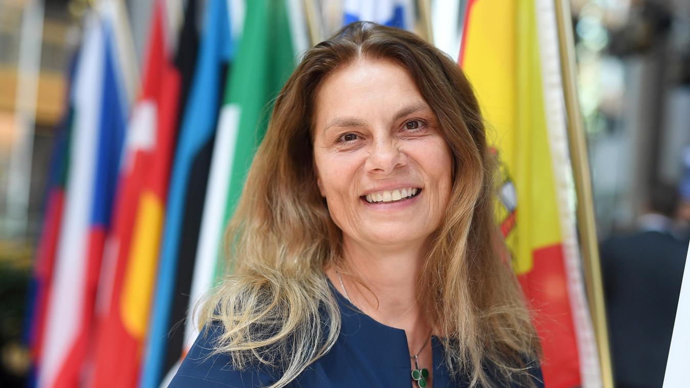 <p>Fernsehköchin und EU-Politikerin Sarah Wiener im Europäischen Parlament</p>