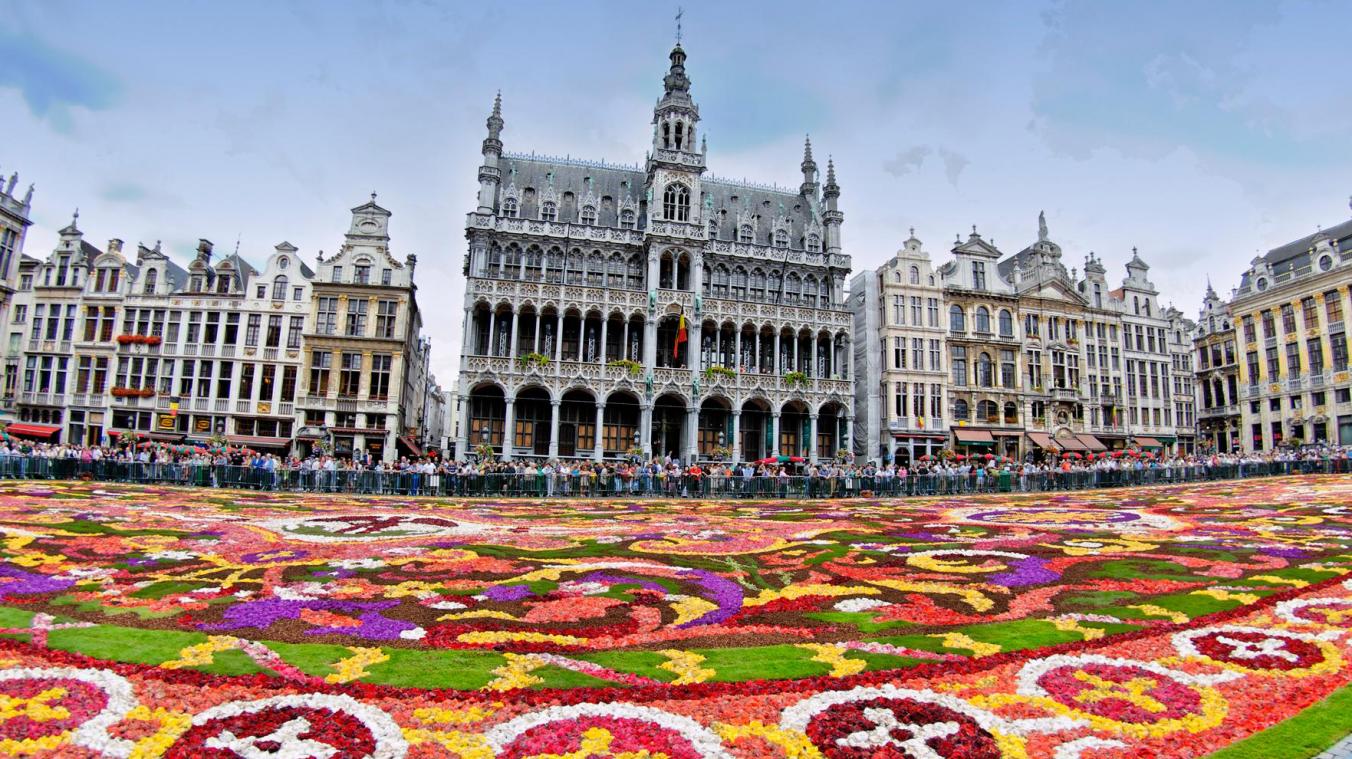 <p>In diesem Sommer kehrte auch der Blumenteppich auf der Grand Place in die Hauptstadt zurück.</p>