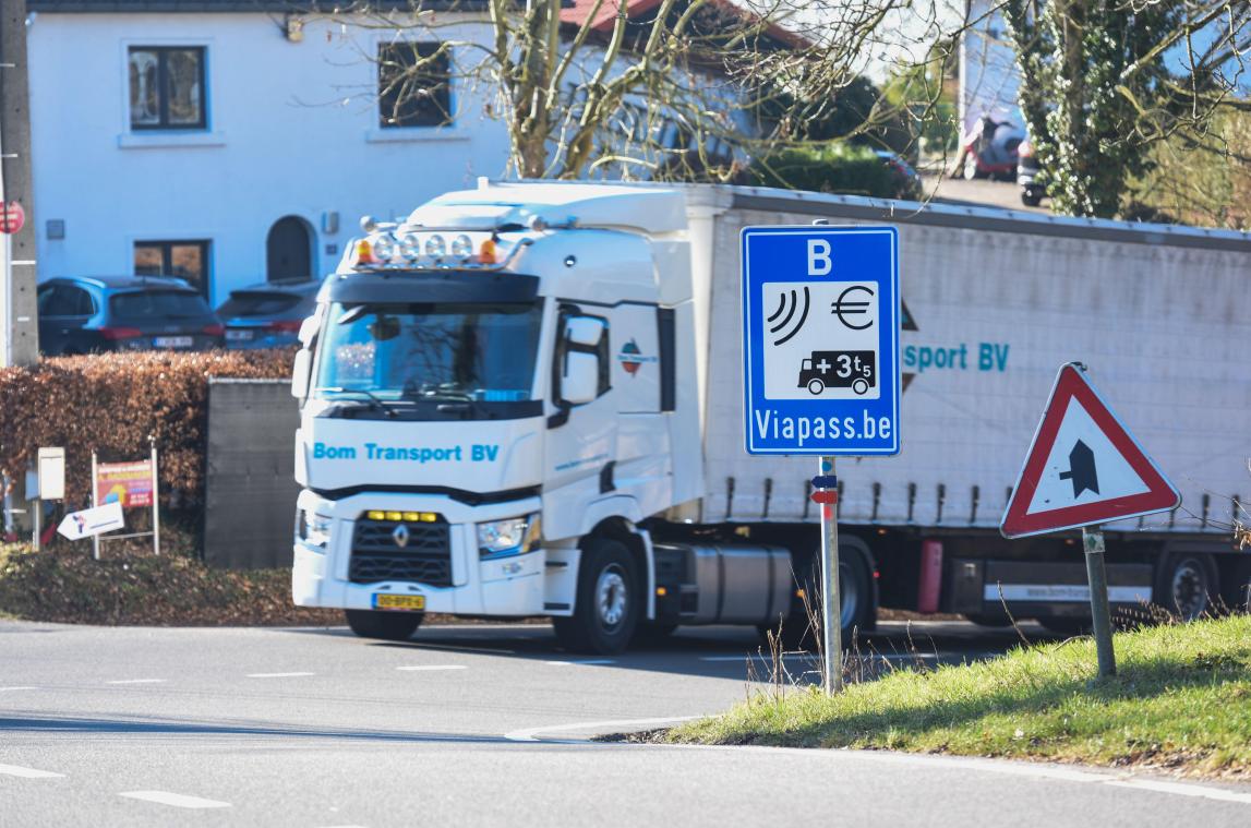 <p>Die LKW-Maut in der Wallonie wird erhöht. Das erfolgt über eine Indexierung, die am 1. Januar 2023 in Kraft tritt.</p>