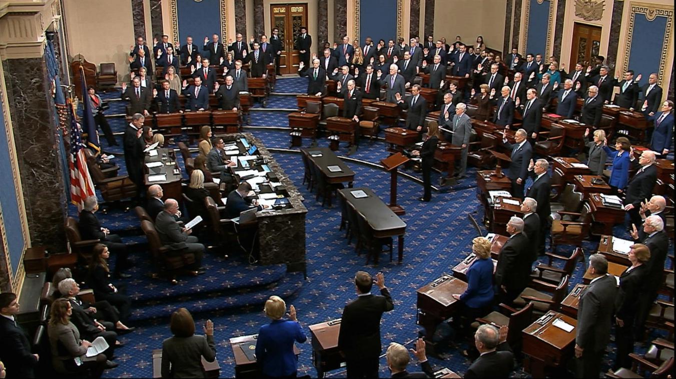 <p>Der Senat der Vereinigten Staaten (United States Senate) ist neben dem Repräsentantenhaus eine der beiden Kammern des Kongresses der Vereinigten Staaten, eines Zweikammer-Parlaments nach britischer Tradition.</p>