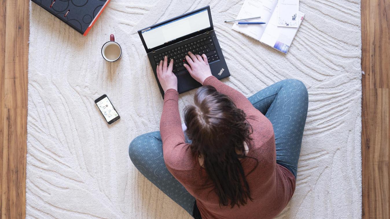 <p>De Sutter will soziales Internetabo für maximal 19 Euro einführen</p>
