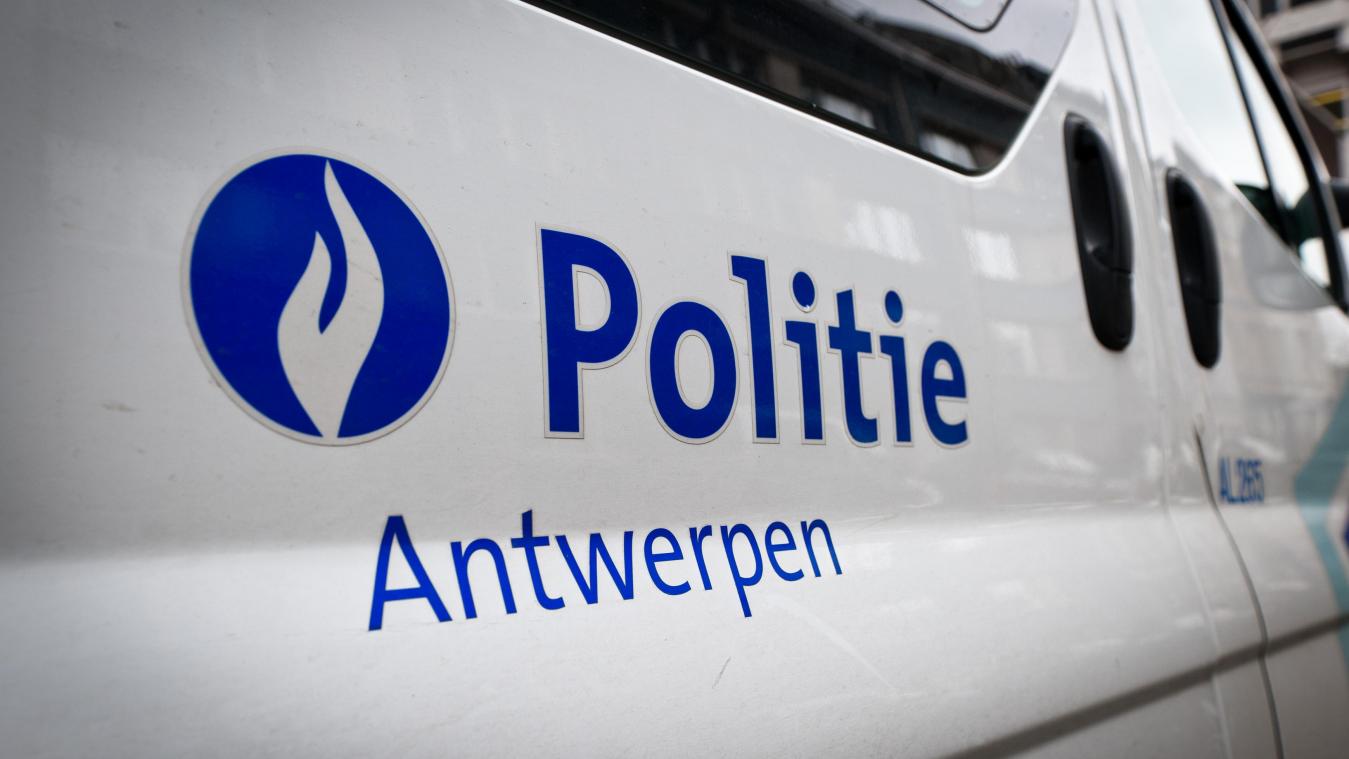 <p>Mann mit Schussverletzung in Antwerpen gefunden</p>
