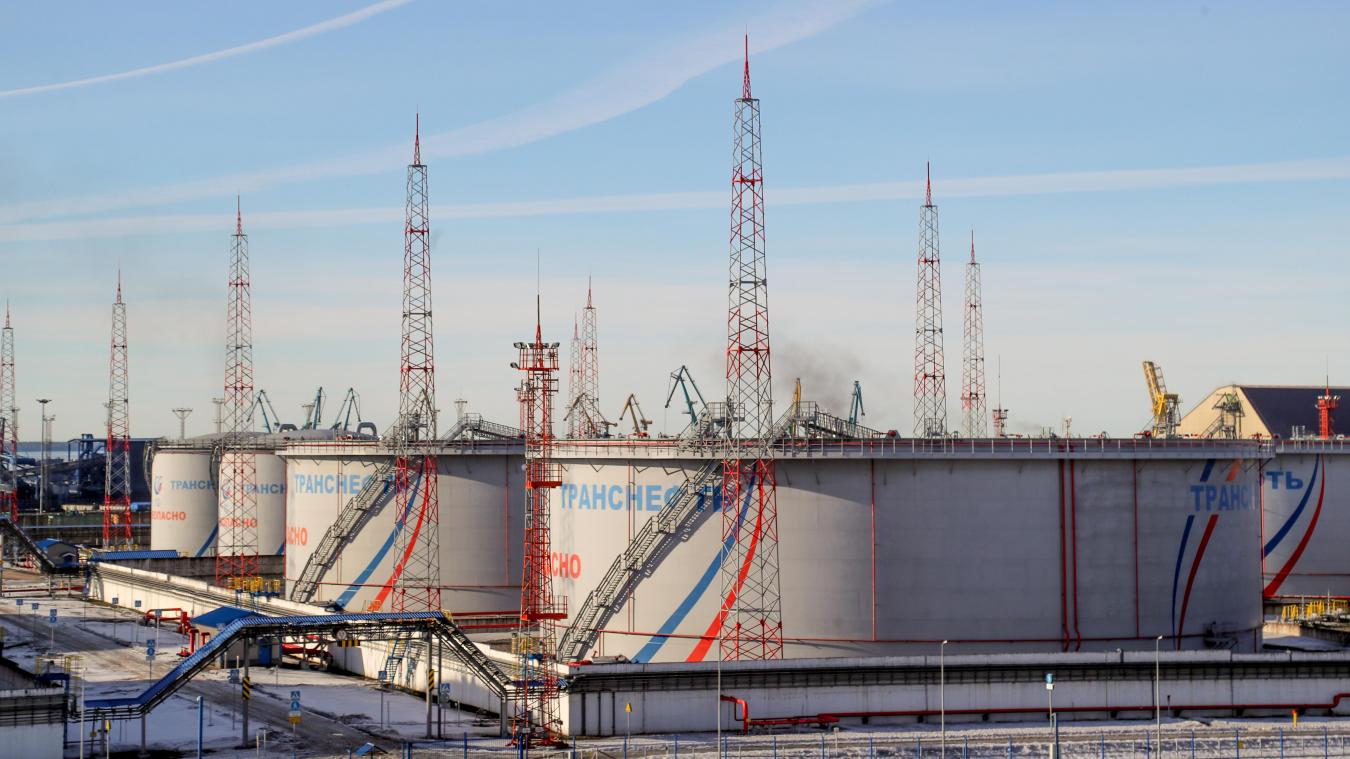 <p>Tanks von Transneft, einem staatlichen russischen Unternehmen, das die Erdöl-Pipelines des Landes betreibt, stehen im Ölterminal von Ust-Luga.</p>