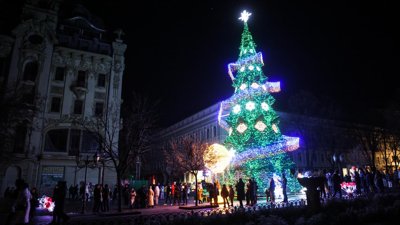 <p>Weihnachtsbeleuchtung in der ukrainischen Stadt Odessa</p>