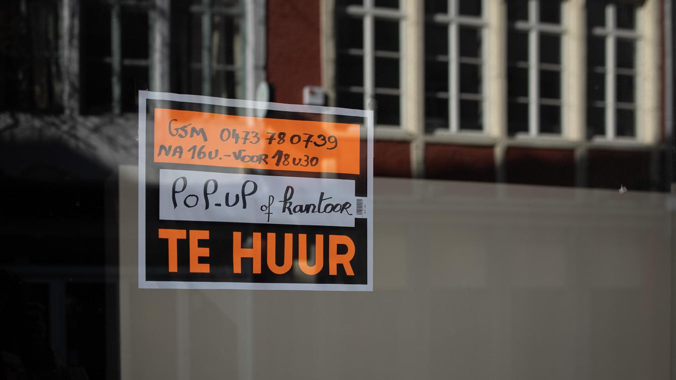 <p>Eine Geschäftsfläche im Zentrum von Gent ist frei: Der Hauptgrund für den vermehrten Leerstand im Land liegt in einem sich ändernden Einkaufsverhalten.</p>