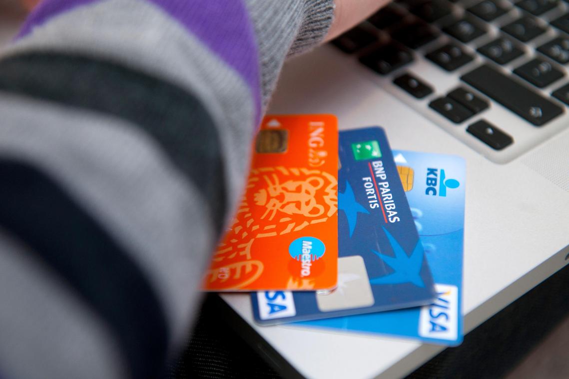 <p>Opfer von Bankbetrug via Internet haben ab sofort die Möglichkeit, ihre Bank jederzeit zu erreichen, um Konten oder Apps sperren zu lassen.</p>