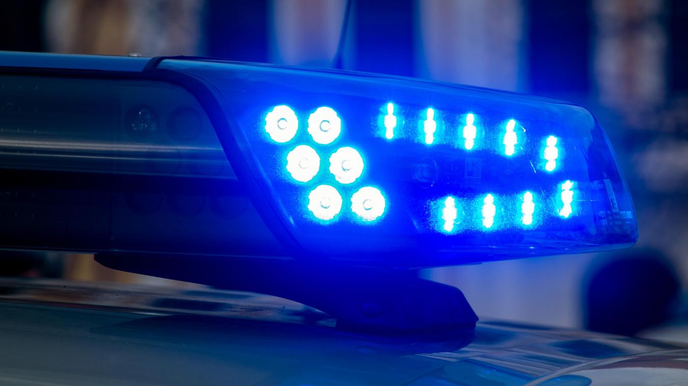 <p>Schwerverletzte bei Massenschlägerei unter Fußballfans auf Schalke</p>
