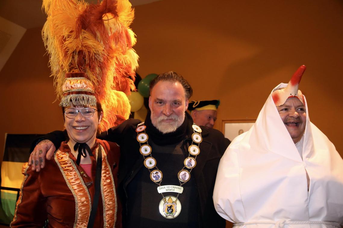 <p>Der aus Moresnet stammende Schauspieler Bouli Lanners wurde am Sonntag in den Stand eines Ehrenritters des Malmedyer Cwarmê erhoben.</p>