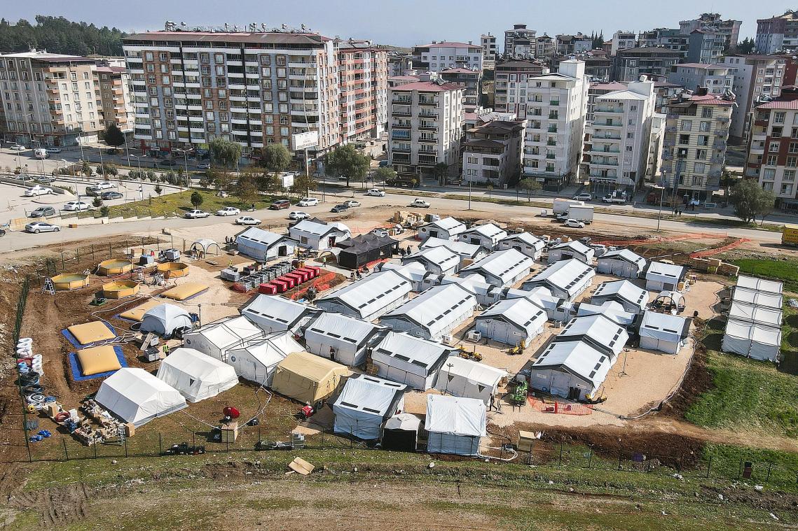 <p>Vor zwei Wochen wurde das belgische Feldlazarett im türkischen Kirikhan aufgebaut.</p>