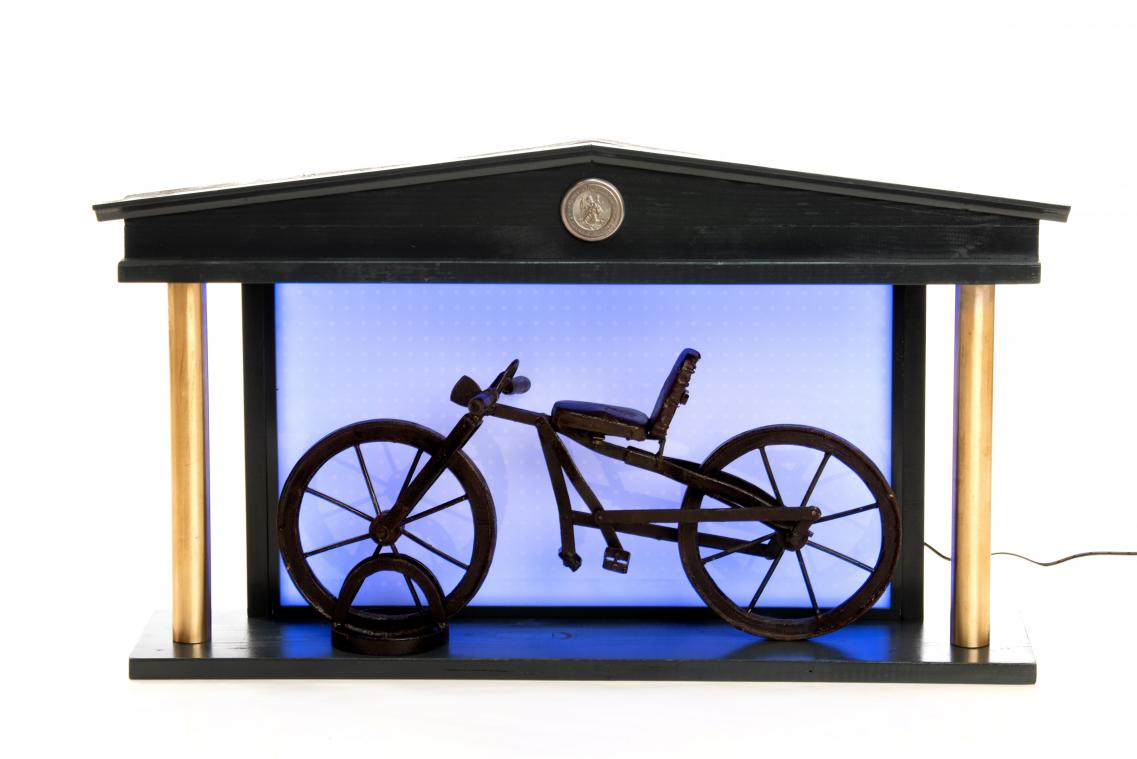 <p>„Cycle Palace“ gehört zu den Werken, die Norbert Huppertz in Remerschen ausstellt.</p>