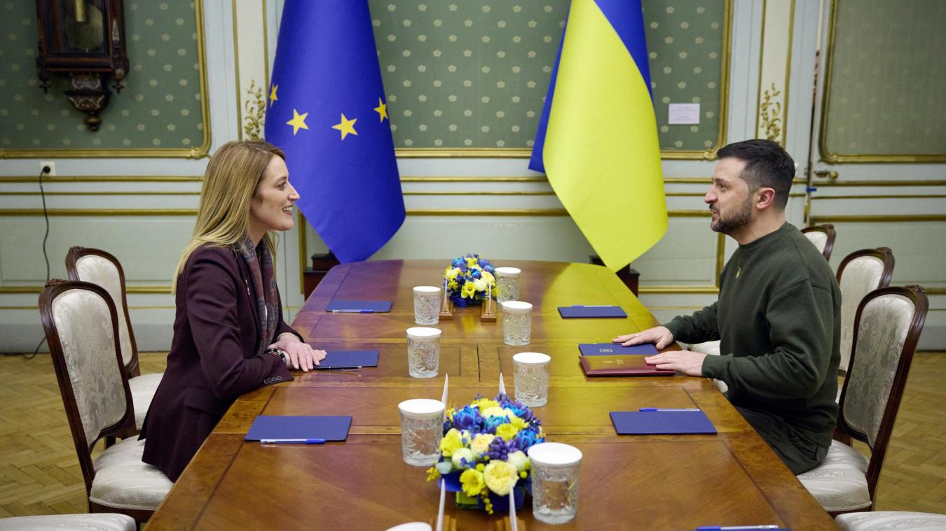 <p>Roberta Metsola traf am Samstag auch Staatschef Wolodymyr Selenskyj im ukrainischen Lwiw.</p>
