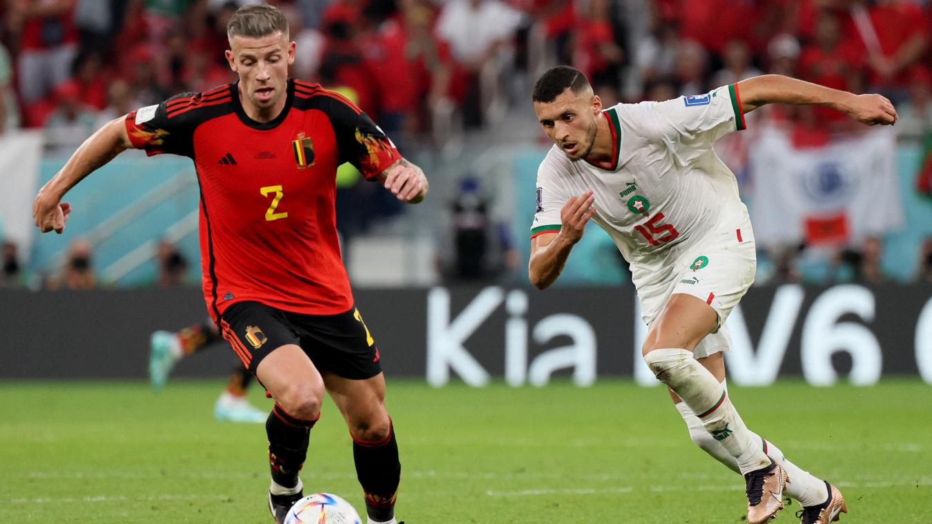 <p>Toby Alderweireld (links, gegen Marokkos Selim Amallah beim zweiten WM-Gruppenspiel im Dezember) tritt aus der Nationalmannschaft zurück.</p>