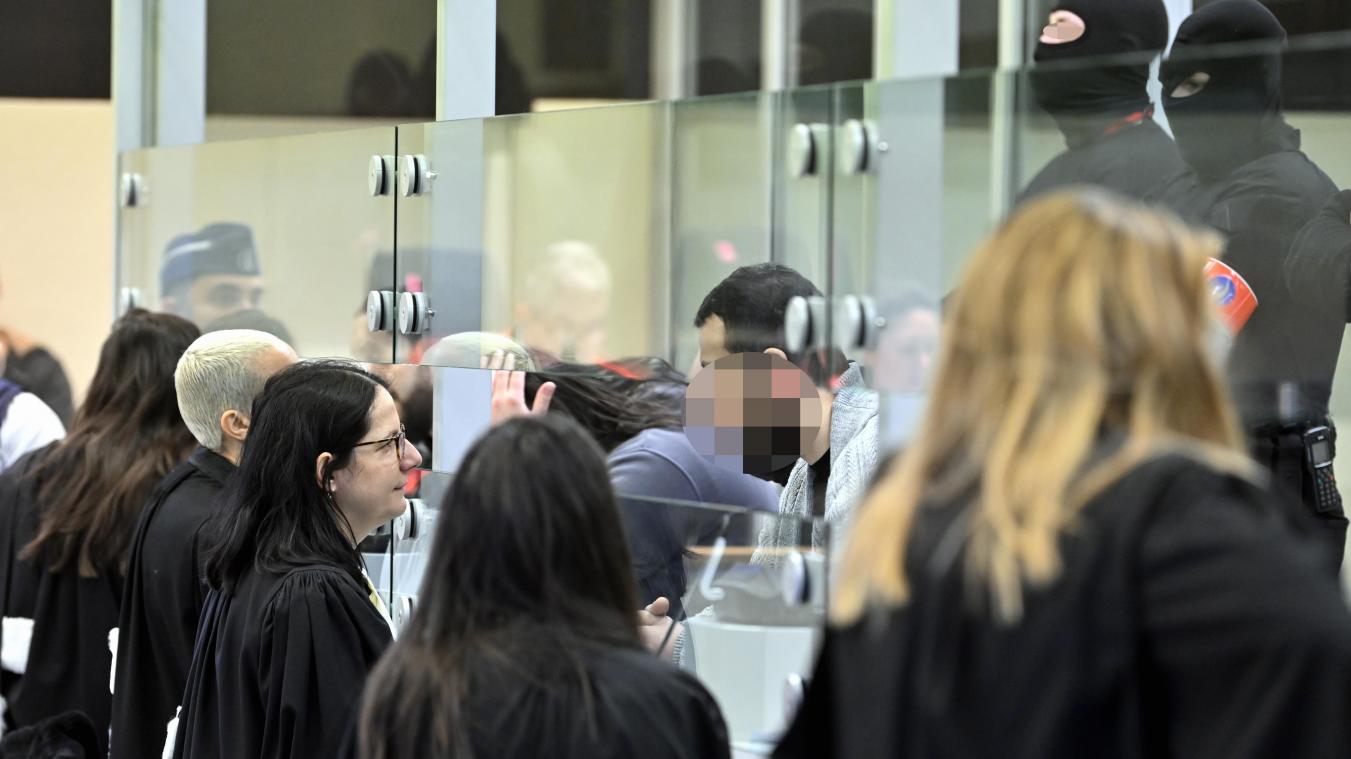 <p>Leibesvisitationen bei Brüsseler Terrorprozess sind nicht rechtens</p>
