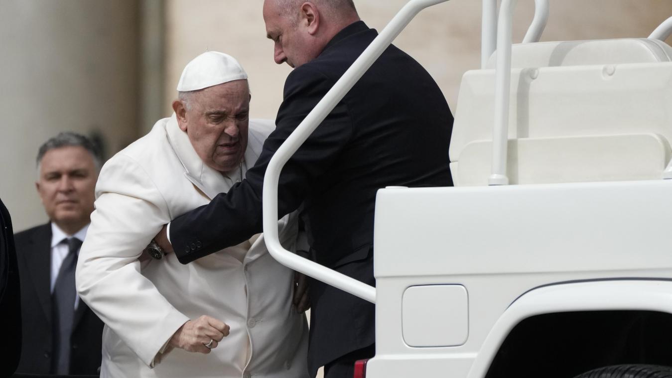<p>Nach seiner Einlieferung in ein Krankenhaus in Rom hat Papst Franziskus laut der Nachrichtenagentur Ansa eine ruhige Nacht gehabt.</p>