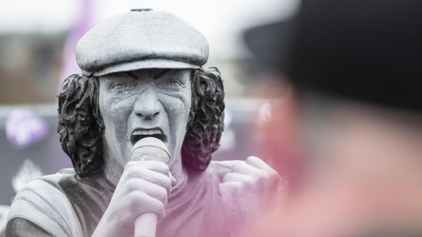<p>Statue von AC/DC-Sänger Brian Johnson in Namur eingeweiht</p>
