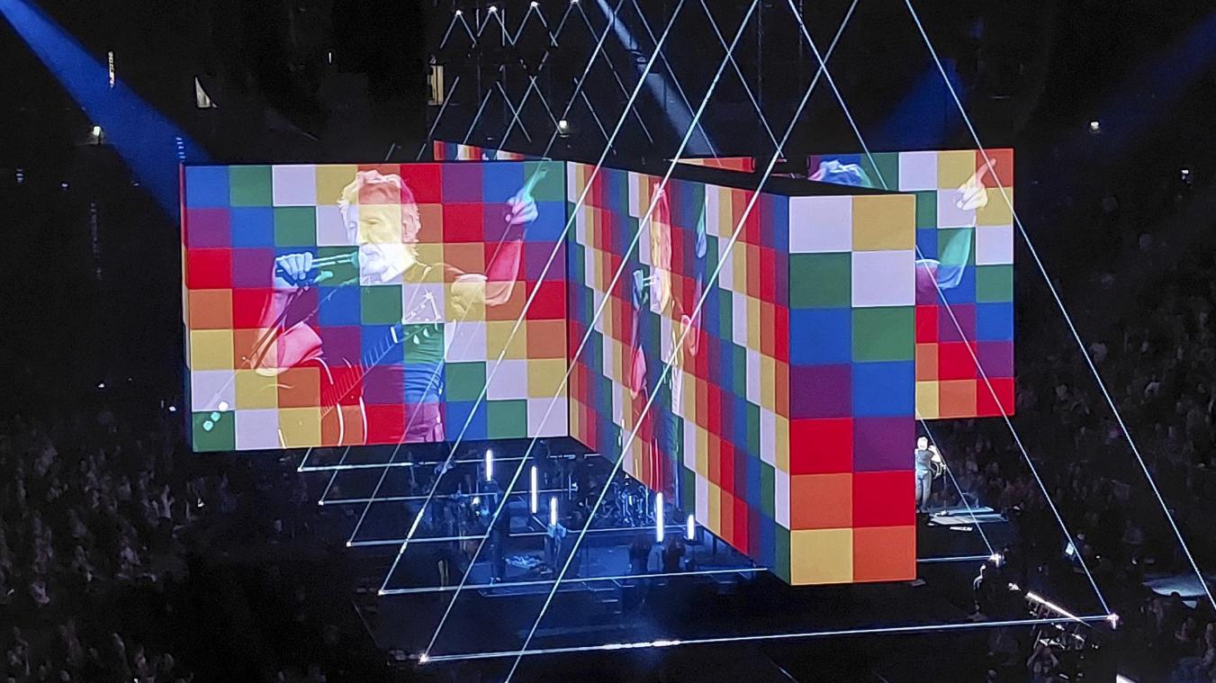 <p>Roger Waters am Dienstag auf der Bühne der Kölner LanxessArena</p>