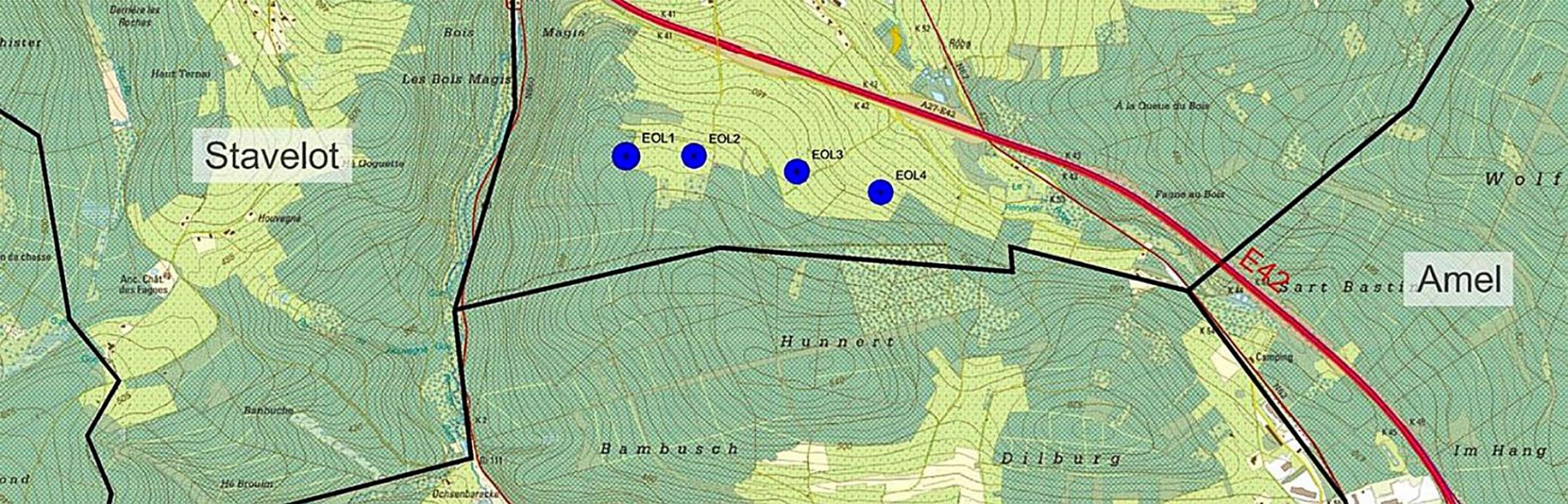 <p>Das ursprüngliche Projekt der Genossenschaft Aspiravi sah vier Windräder nahe Pont vor, jedoch weigerte sich die Stadt Malmedy, die Ländereien zur Verfügung zu stellen.</p>