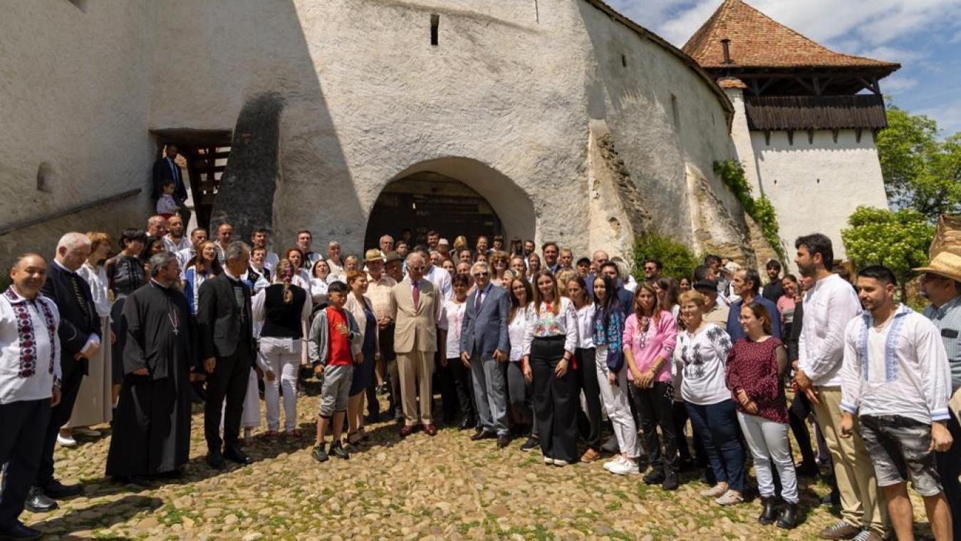 <p>König Charles besuchte die Kirchenburg von Weißkirch - Modell wird in Eupen zur Schau gestellt</p>
