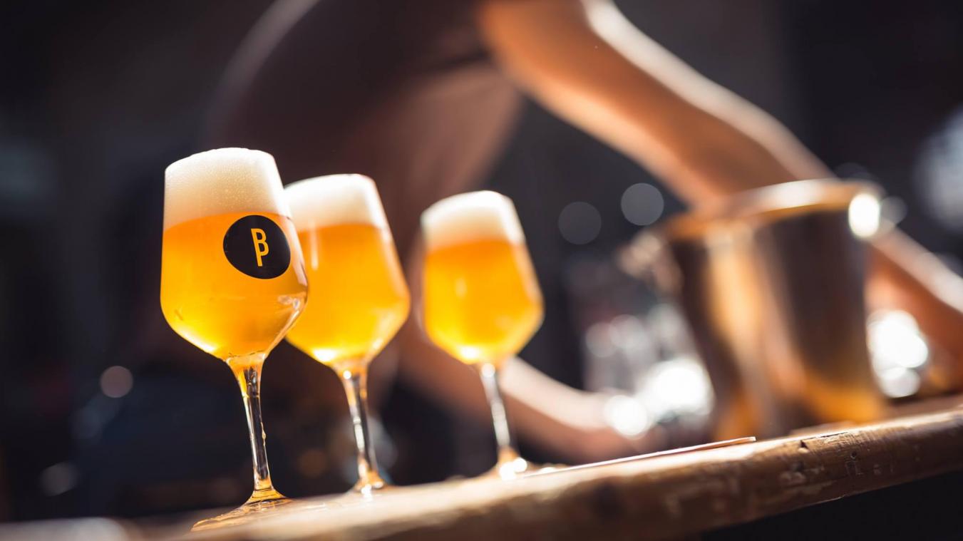 <p>Brüsseler Bier aus umweltfreundlich angebauter Gerste</p>
