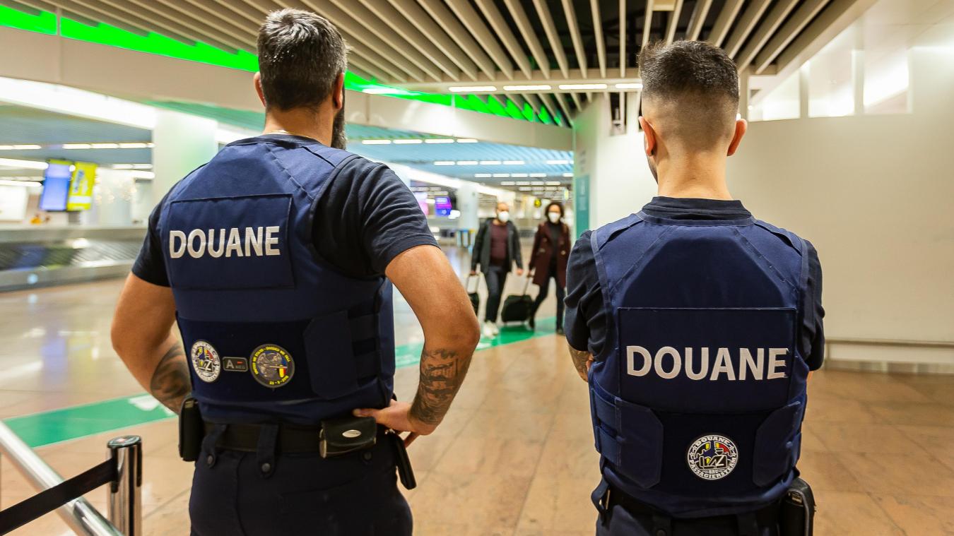 <p>Die Zollbeamten haben zu letzt deutlich mehr Bargeld sichergestellt.</p>