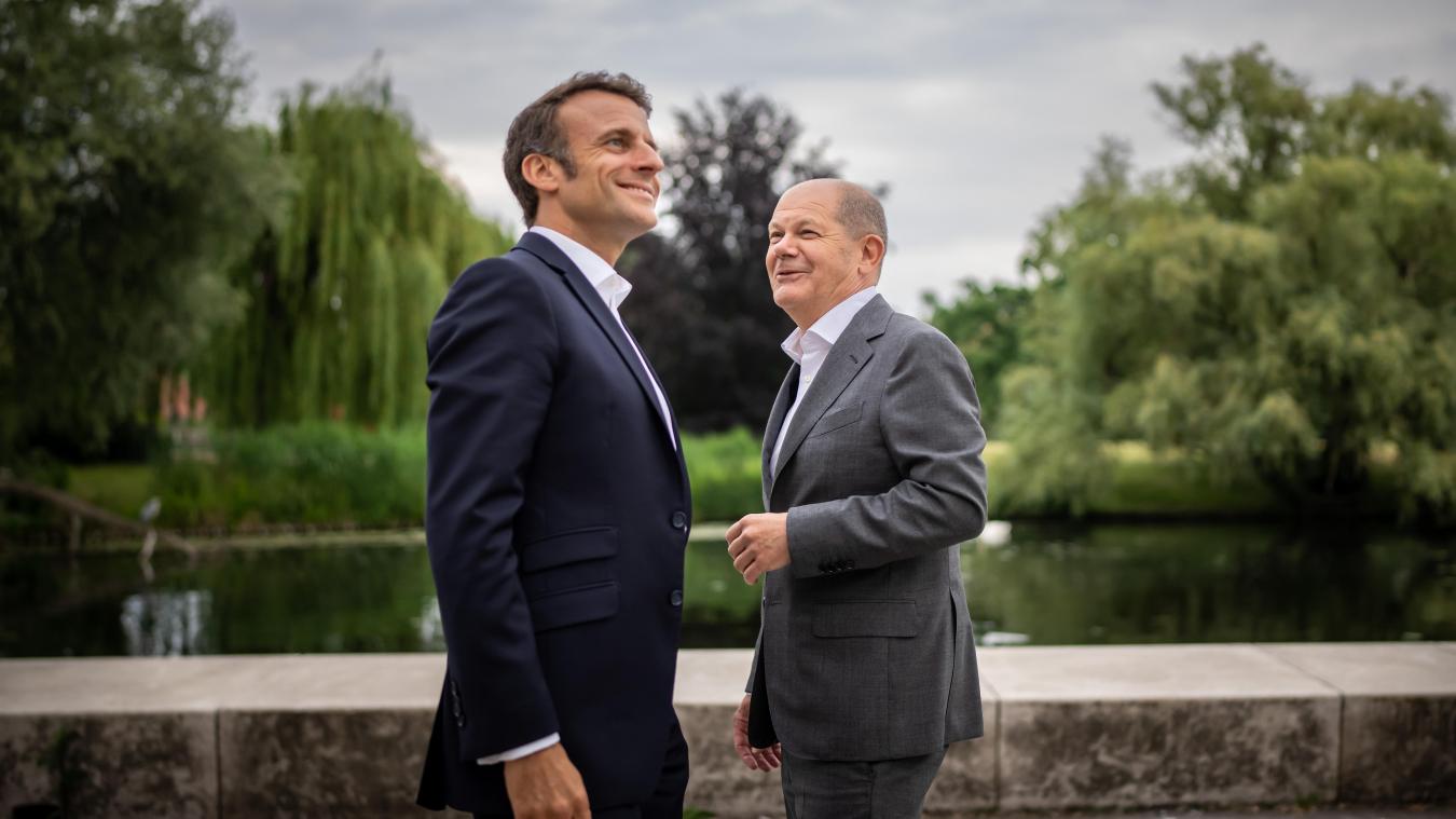<p>Es wäre der erste Staatsbesuch eines französischen Präsidenten in Deutschland seit 23 Jahren gewesen. Mit dem deutschen Bundeskanzler Olaf Scholz (r.) hatte sich Macron im Juni in Potsdam getroffen.</p>