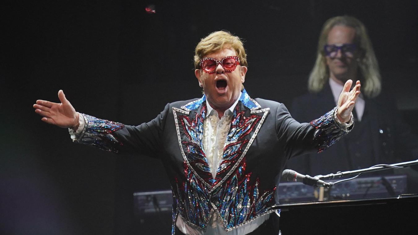 <p>Elton Johnbei seinem Auftrittin der Tele2 Arena</p>