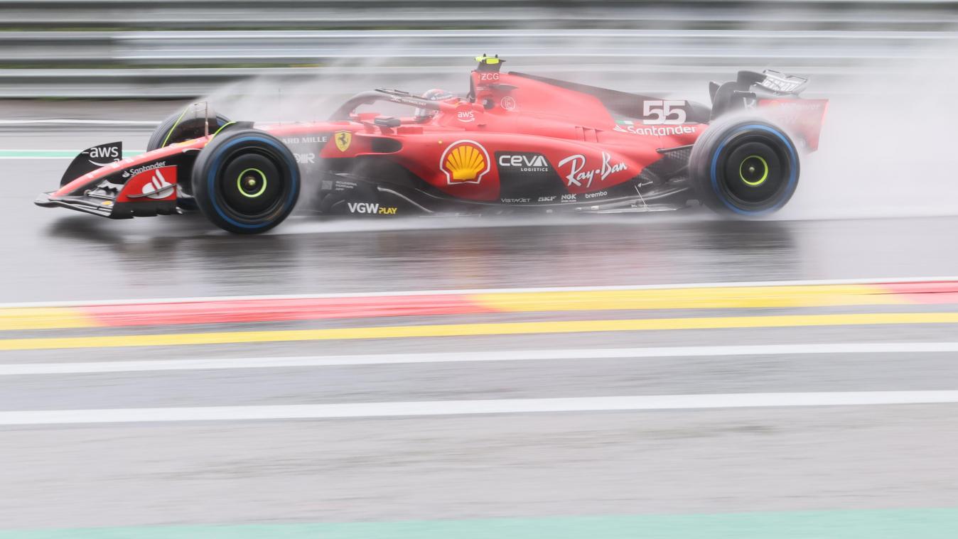 <p>Carlos Sainz (Ferrari) war am Freitagmittag der Schnellste des Freien Trainings.</p>