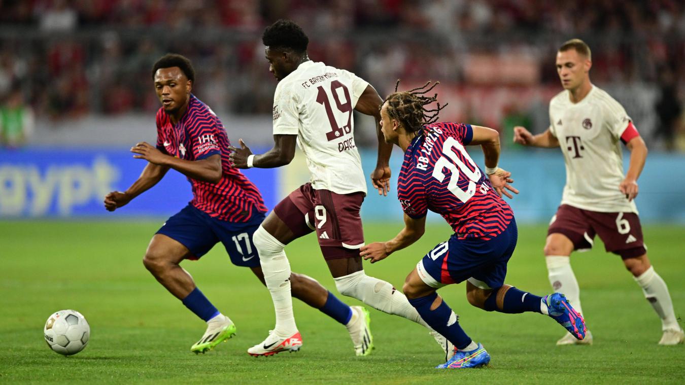 <p>Nationalspieler Lois Openda (links) startet in seine erste Bundesligasaison – und visiert mit RB Leipzig gleich die Meisterschaft an.</p>