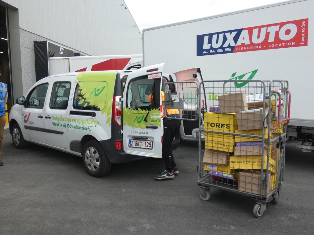 <p>Wer zwischen dem 24. November und Weihnachten ein Paket via Bpost versendet, muss ein Euro zusätzlich bezahlen.</p>